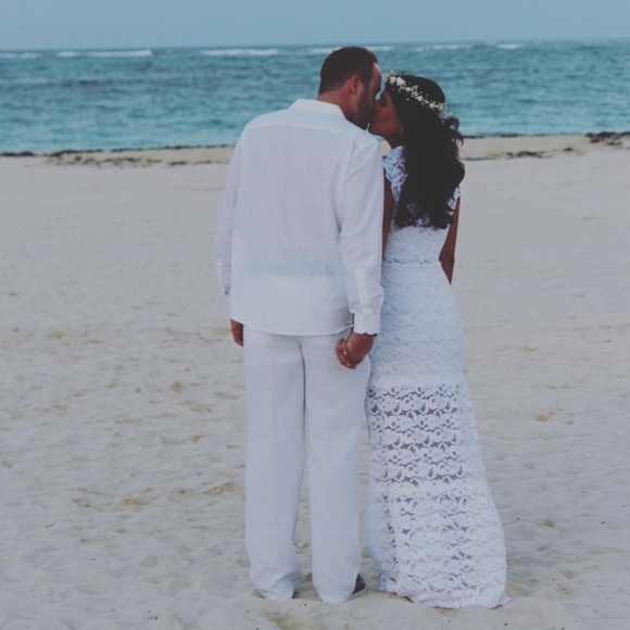 Meet your Posher, Amanda - Picture 1 of 1